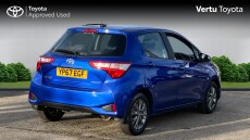 Toyota Yaris 1.5 Hybrid Icon Tech 5dr CVT Hybrid Hatchback